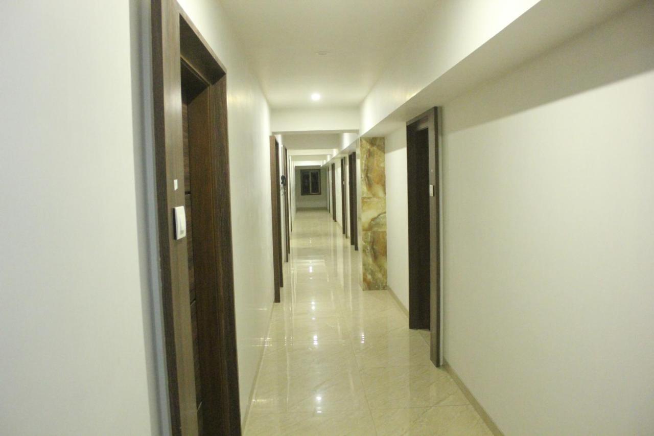 Hotel Nimantran Navi Mumbai Exterior foto